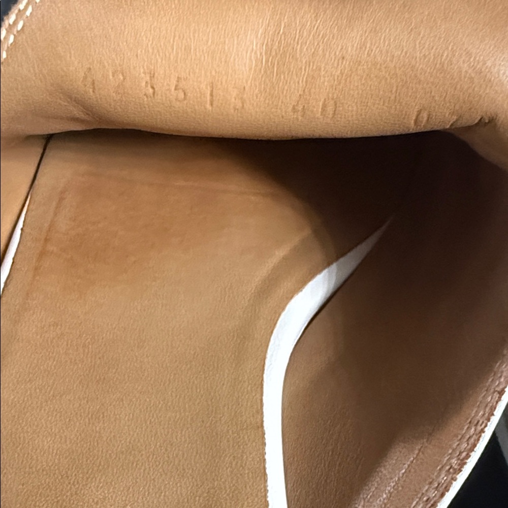 Gucci Princetown Leather Mule - Picture 7 of 8